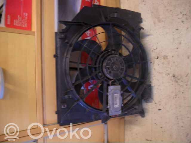 BMW 3 E46 Elektrisks radiatoru ventilators 