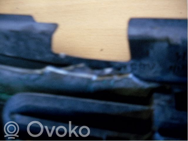 Saab 9000 CS Front bumper lower grill 