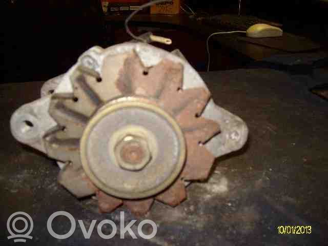 Opel Astra F Alternador 