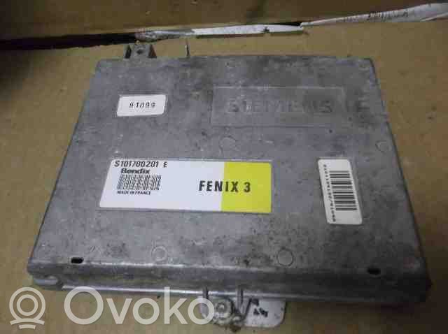 Unité de commande / module d'injection   S101700201E