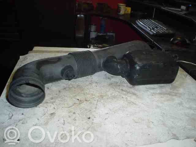 Opel Astra F Rura / Wąż dolotowy powietrza 