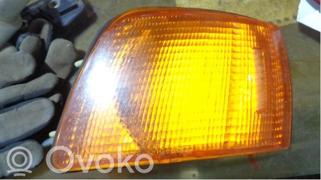 Front indicator light   21037558R