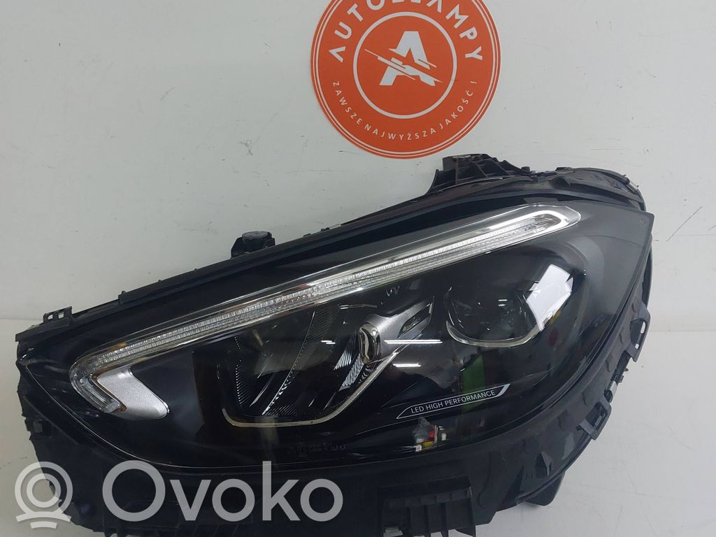 Mercedes-Benz C W206 Lampa przednia 