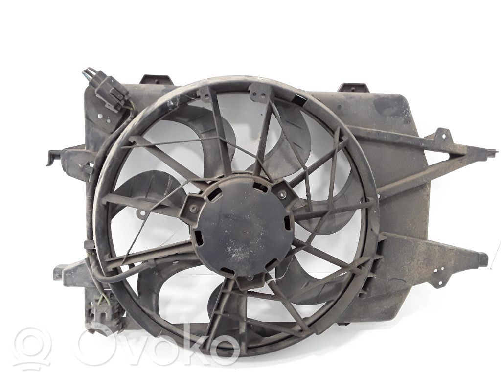 Ford Focus Elektrisks radiatoru ventilators 