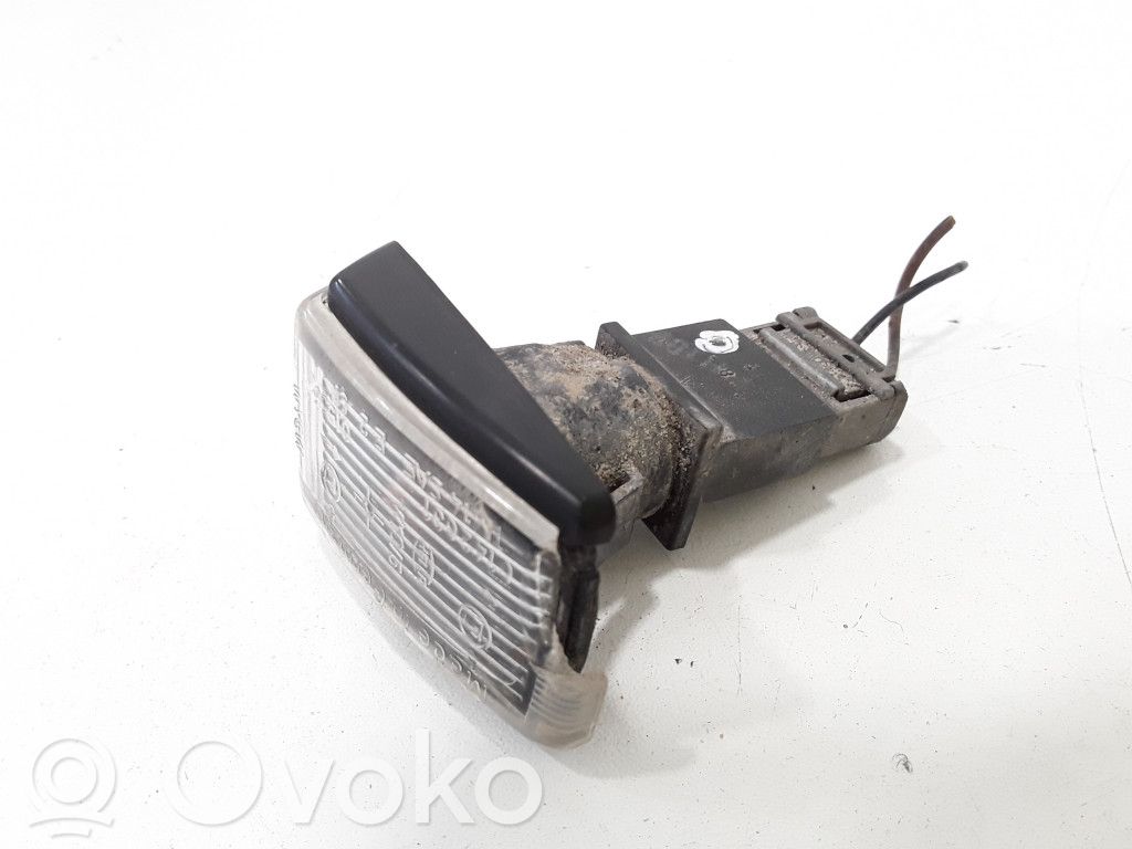 Volvo S40, V40 Kierunkowskaz błotnika przedniego 