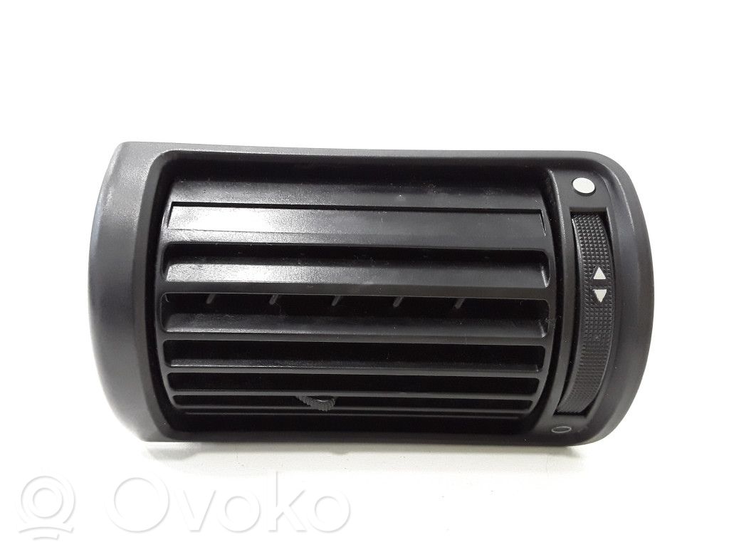 Audi A4 S4 B5 8D Sānu gaisa režģis 