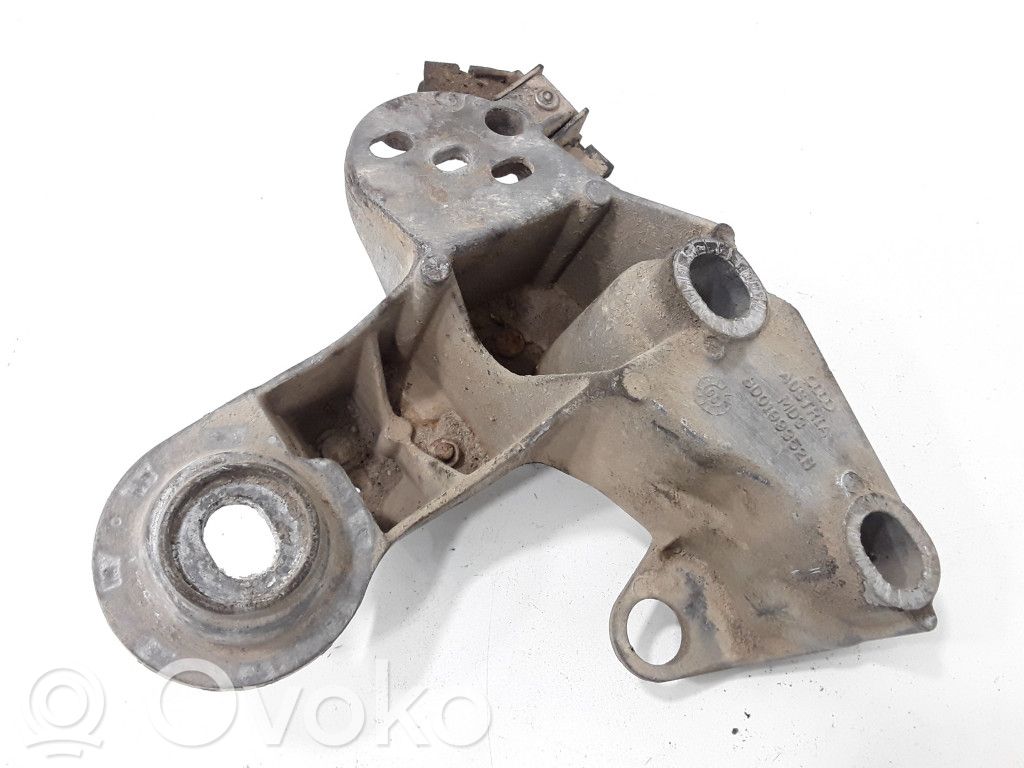 Audi A4 S4 B5 8D Engine mounting bracket 
