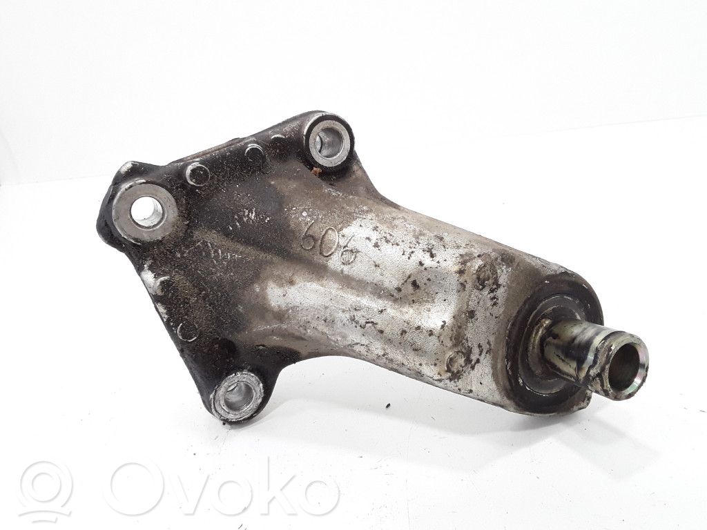 Citroen C5 Engine mounting bracket 