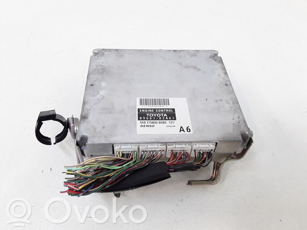 Toyota Corolla E120 E130 Engine control unit/module 
