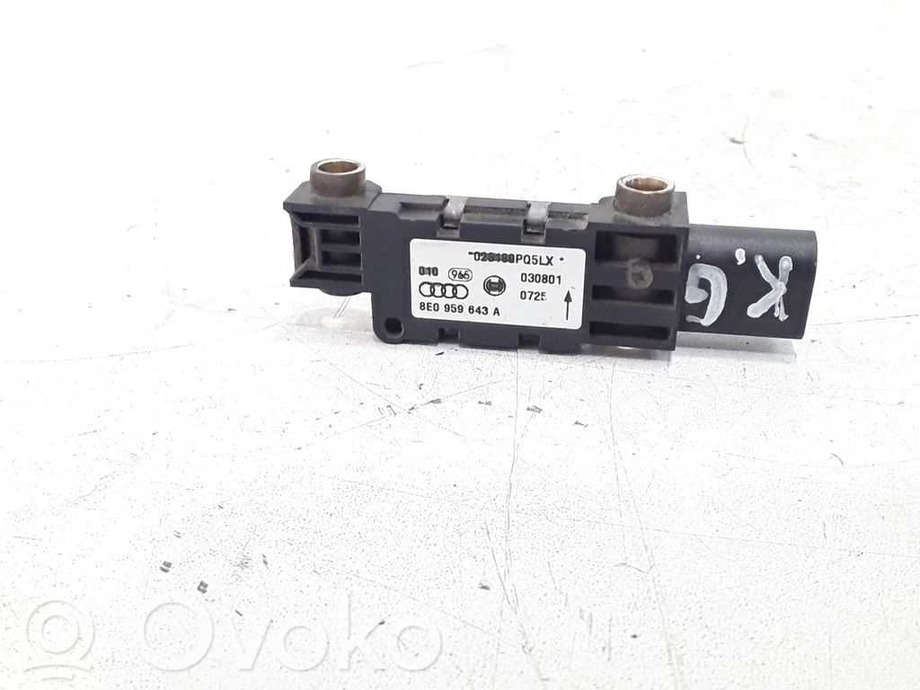 Audi A4 S4 B6 8E 8H Airbagsensor Crashsensor Drucksensor 