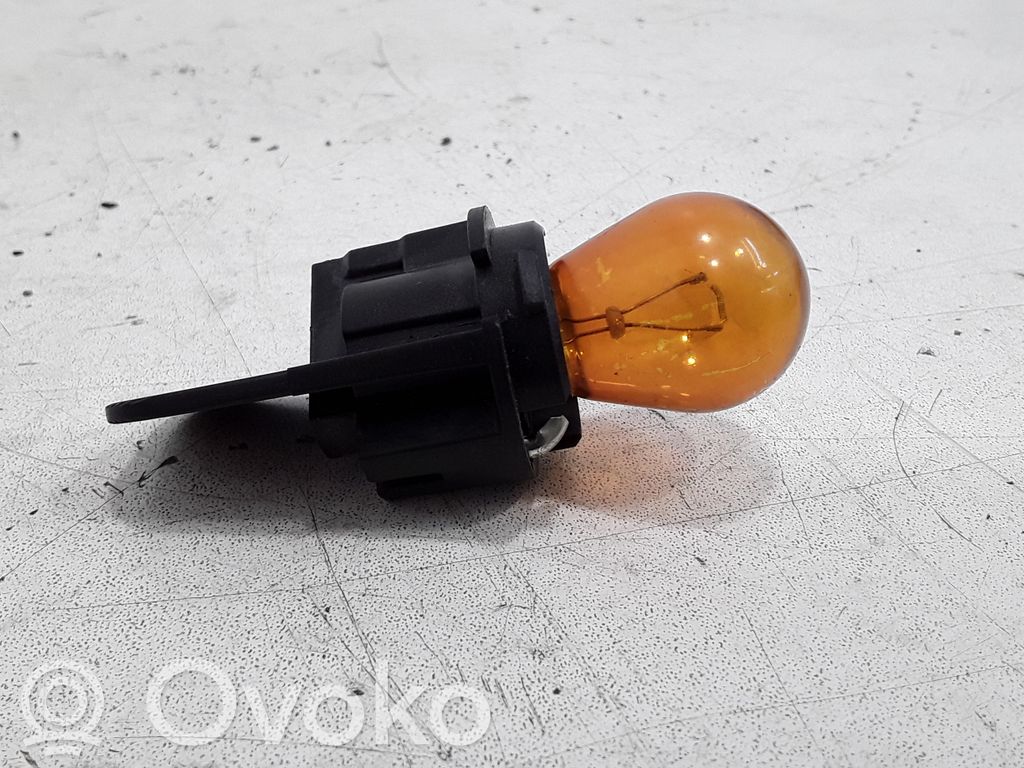 Volvo V70 Tail light part 