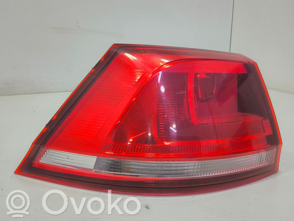 Volkswagen Golf VII Lampă spate în capacul portbagajului 