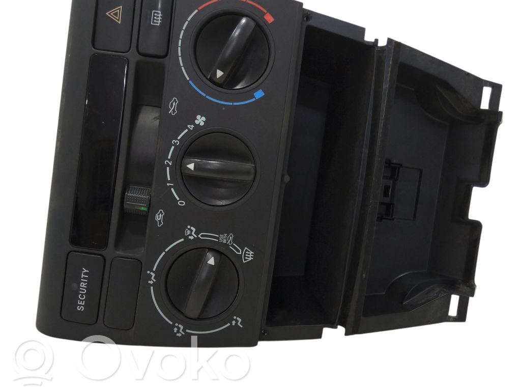 Toyota Corolla E120 E130 Climate control unit 