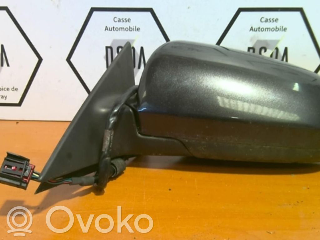 Audi A3 S3 8P Manualne lusterko boczne drzwi przednich 