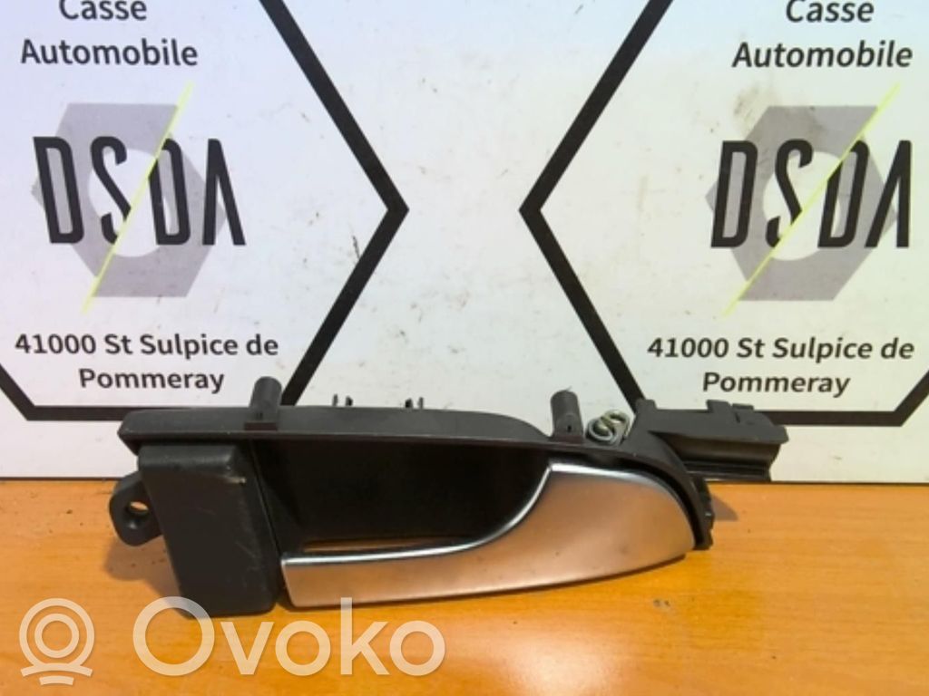 BMW 3 E36 Manecilla interna puerta delantera 