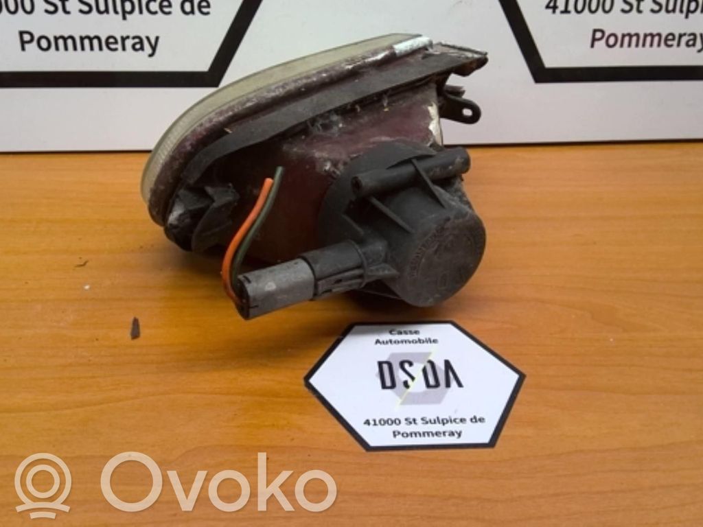 Renault Laguna I Światło przeciwmgłowe przednie 