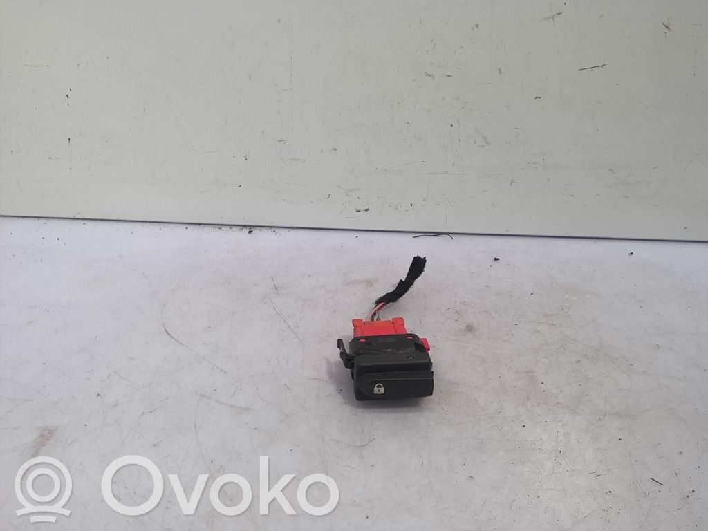 Renault Clio II Central locking switch button 