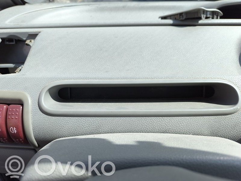 Renault Twingo I Screen/display/small screen 
