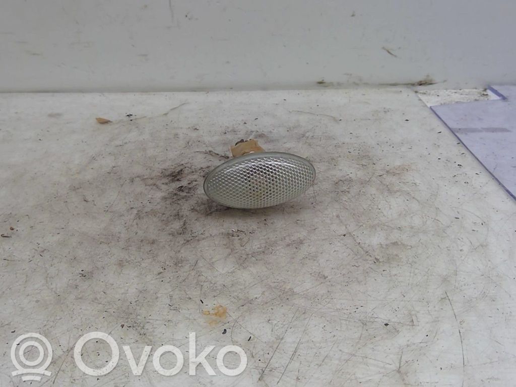Citroen Xsara Picasso Front indicator light 
