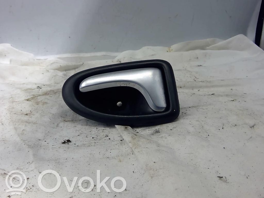 Renault Clio II Front door interior handle 