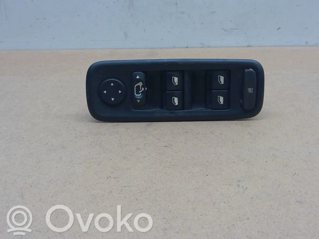 Electric window control switch   00006554CJ