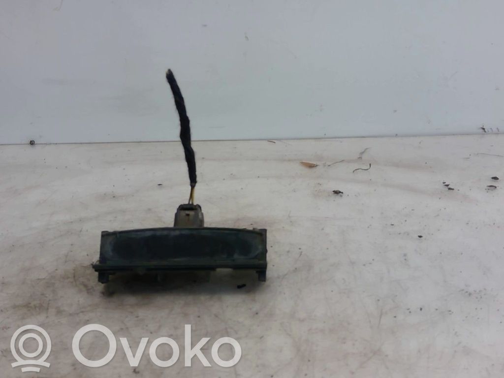 Peugeot 307 Tailgate opening switch 