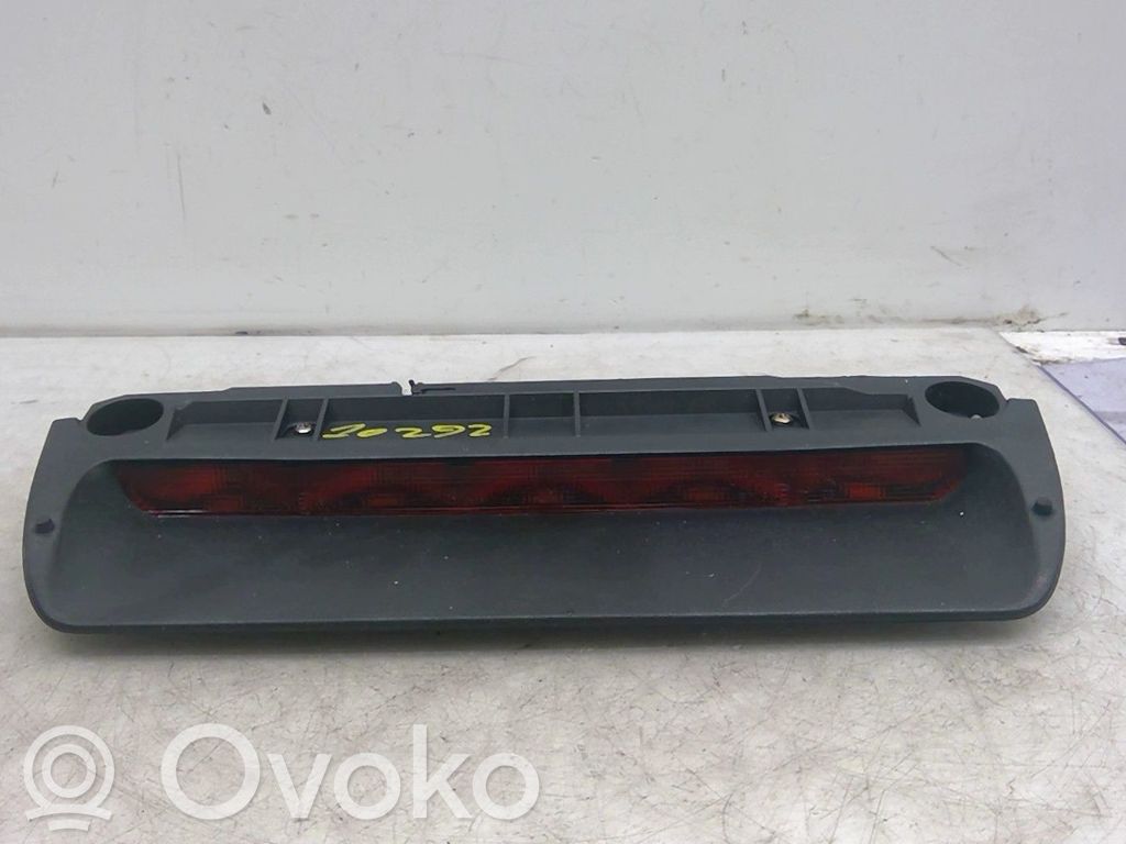 Citroen C5 Third/center stoplight 