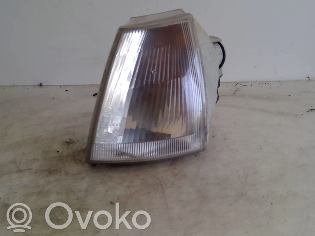 Renault Clio I Seitenblinker 