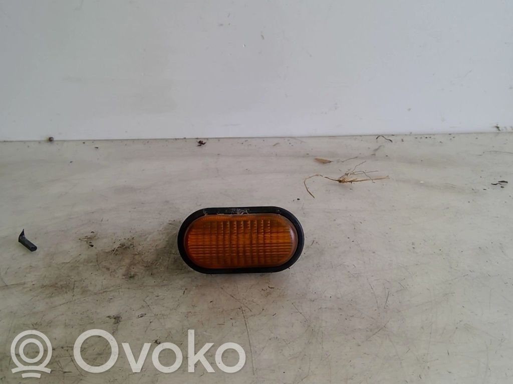 Renault Clio I Front indicator light 