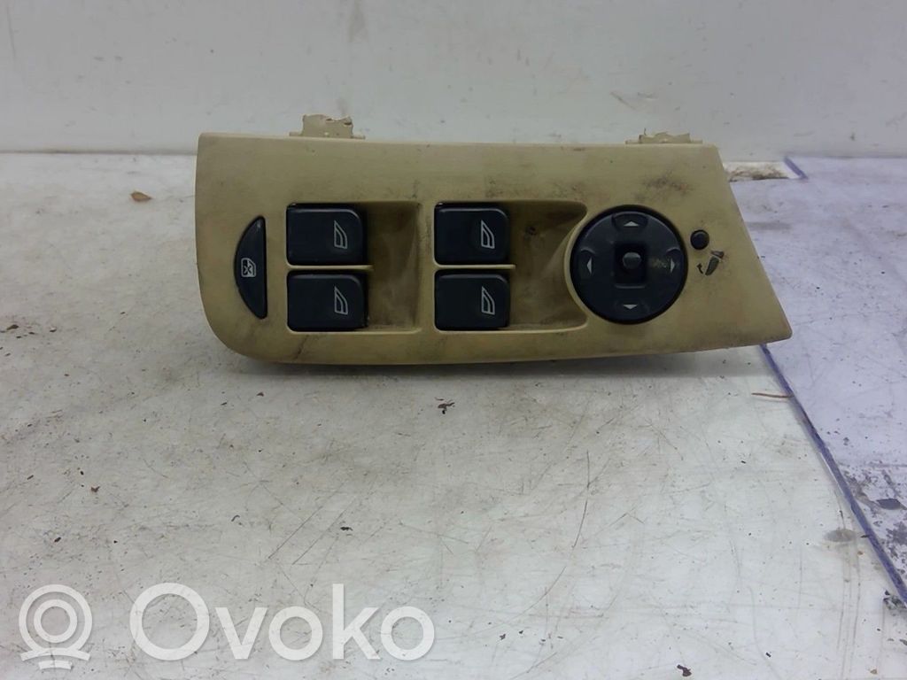 Jaguar X-Type Electric window control switch 