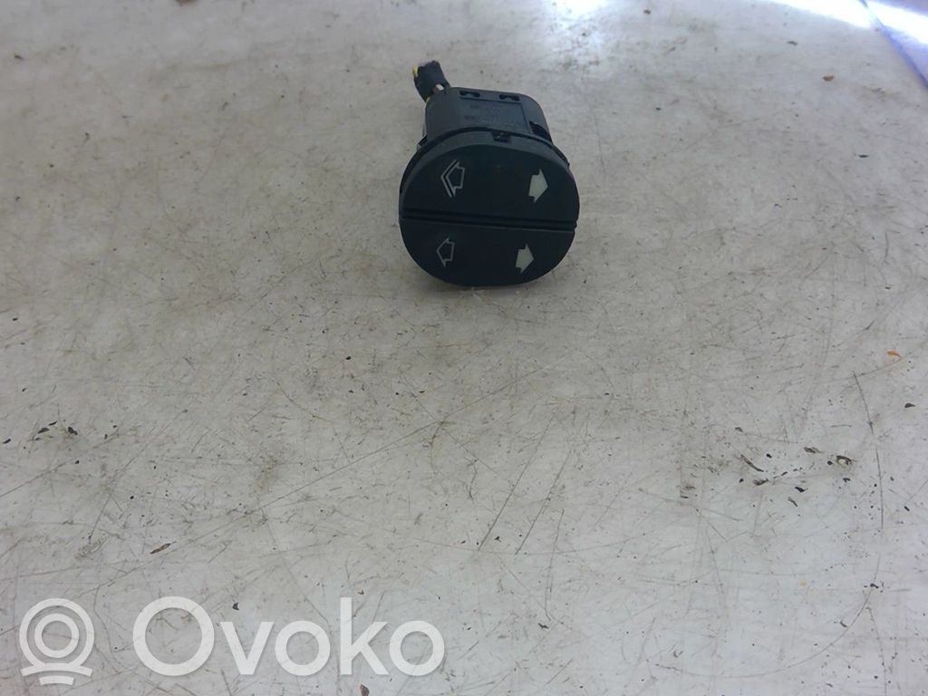 Interruptor del elevalunas eléctrico