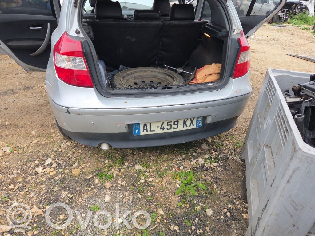 BMW 1 E81 E87 Бампер 