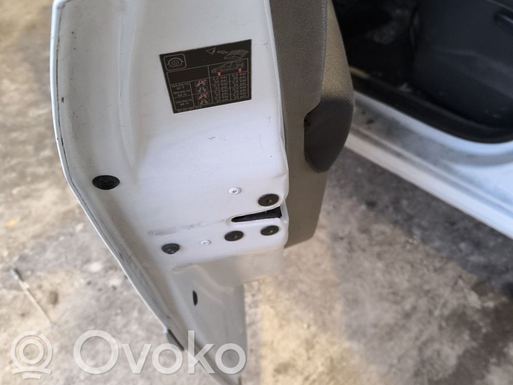 Front door lock   8200219246