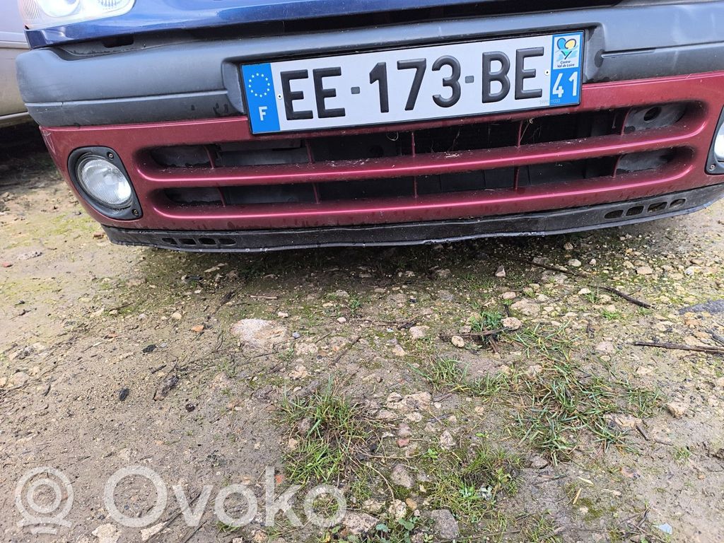 Renault Clio II Front bumper 