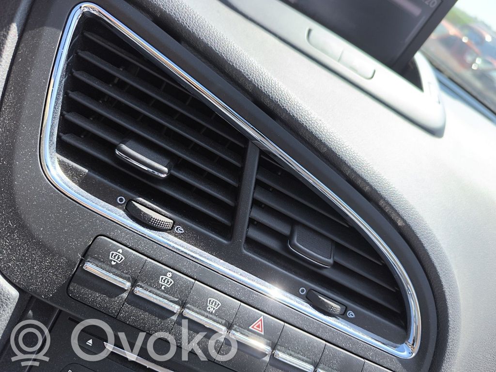 Peugeot 5008 Grilă ventilație centrală 