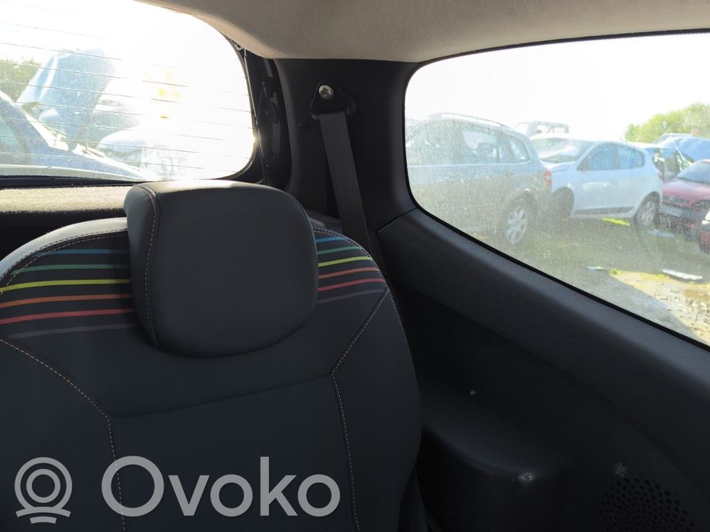 Renault Twingo II Cinturón trasero 