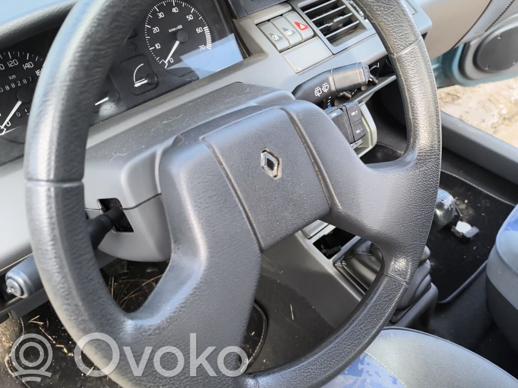 Renault Clio I Ohjauspyörä 