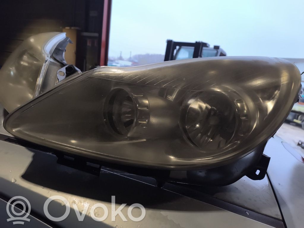 Headlight/headlamp   93189357