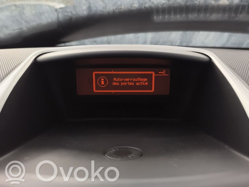 Peugeot 207 Screen/display/small screen 