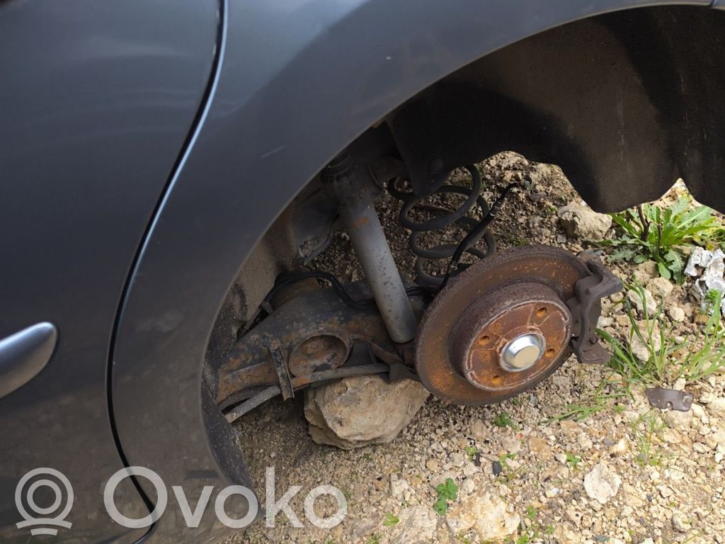 Peugeot 207 Juego de montaje de la suspensión trasera 