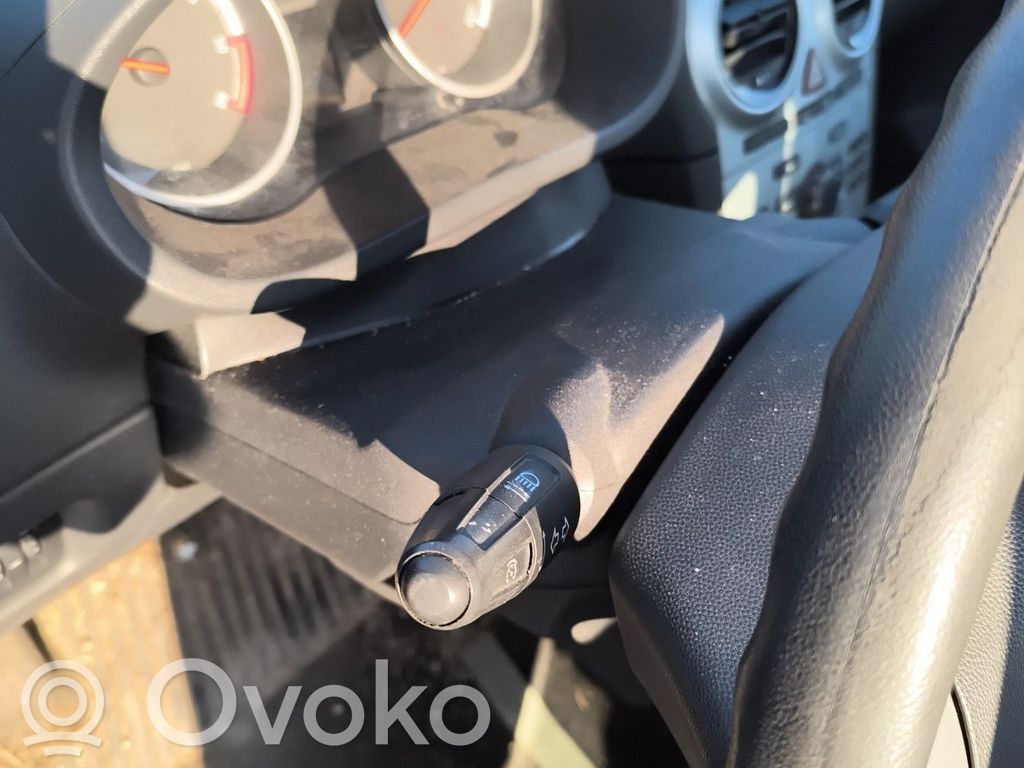 Opel Corsa D Stūresrata ass komplekts 