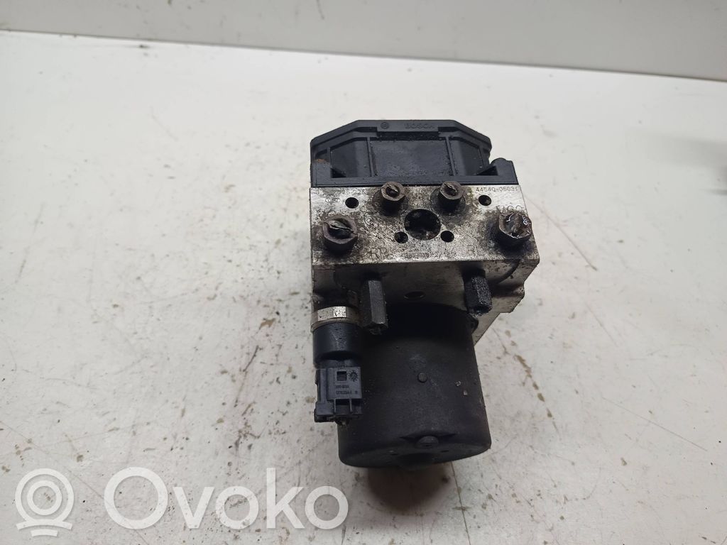 Toyota Avensis T250 Pompa ABS 