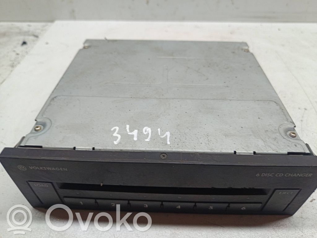 Volkswagen PASSAT B6 CD/DVD keitiklis 
