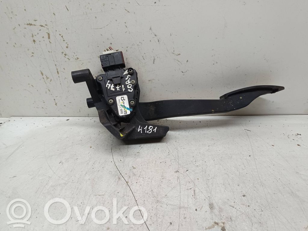 Opel Corsa D Akseleratora pedālis 