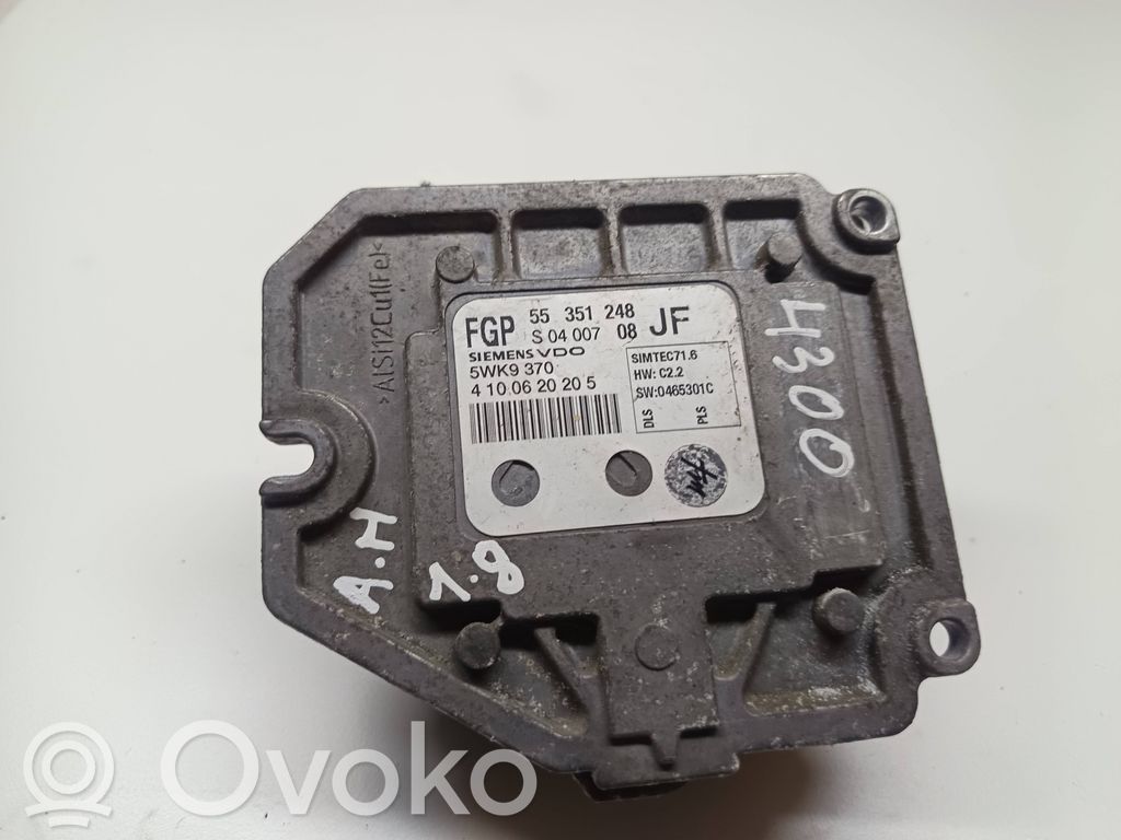 Opel Astra H Engine control unit/module 