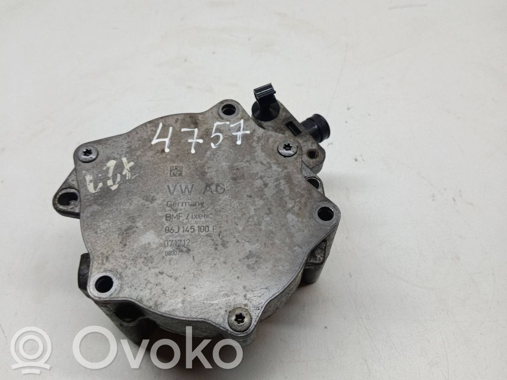 Volkswagen PASSAT CC Vacuum pump 