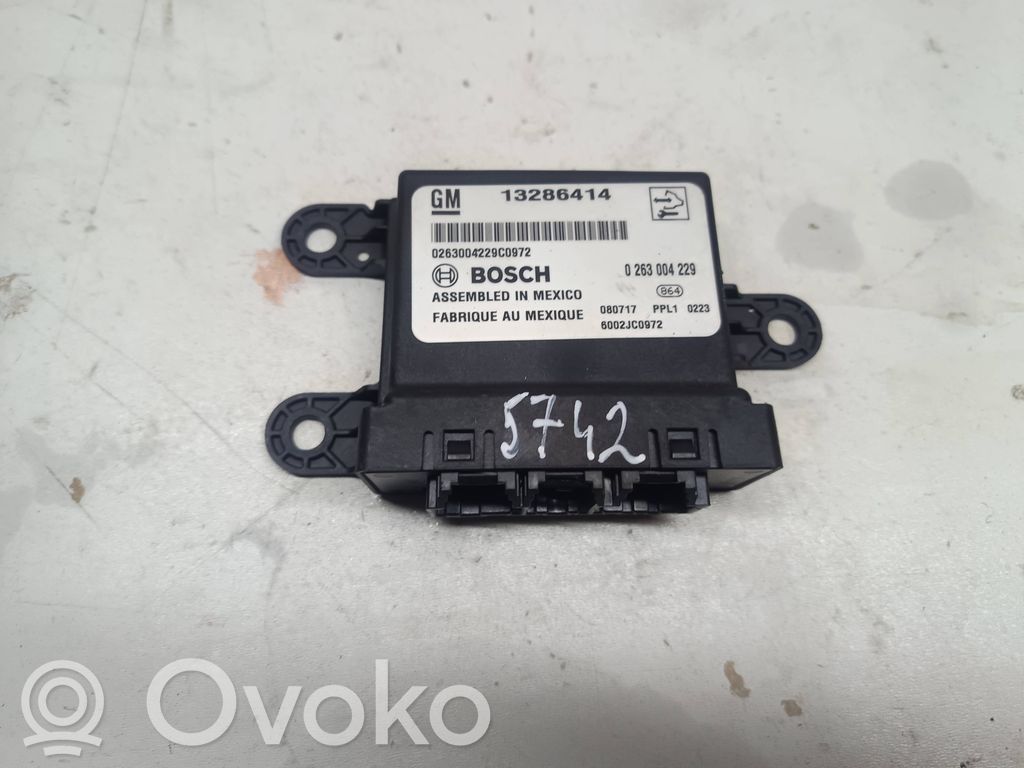 Opel Zafira B Parking PDC control unit/module 
