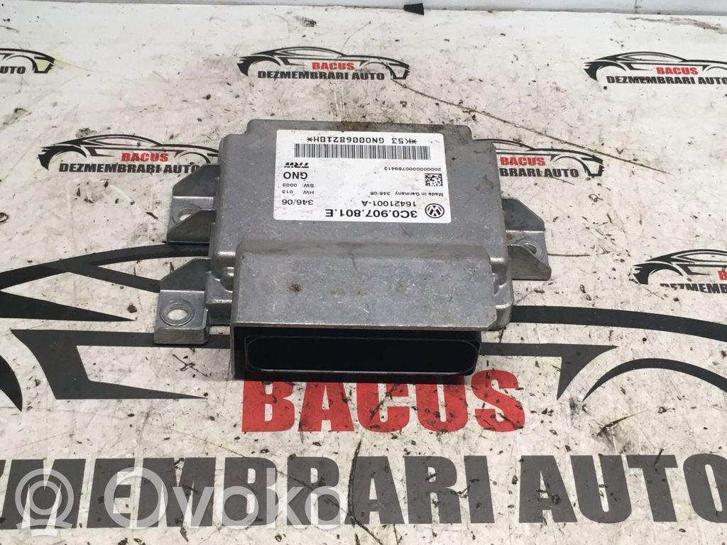 Volkswagen PASSAT B6 Module de frein de stationnement 