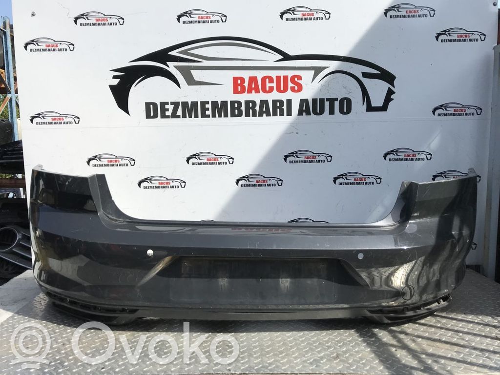 Volkswagen PASSAT B8 Parachoques 