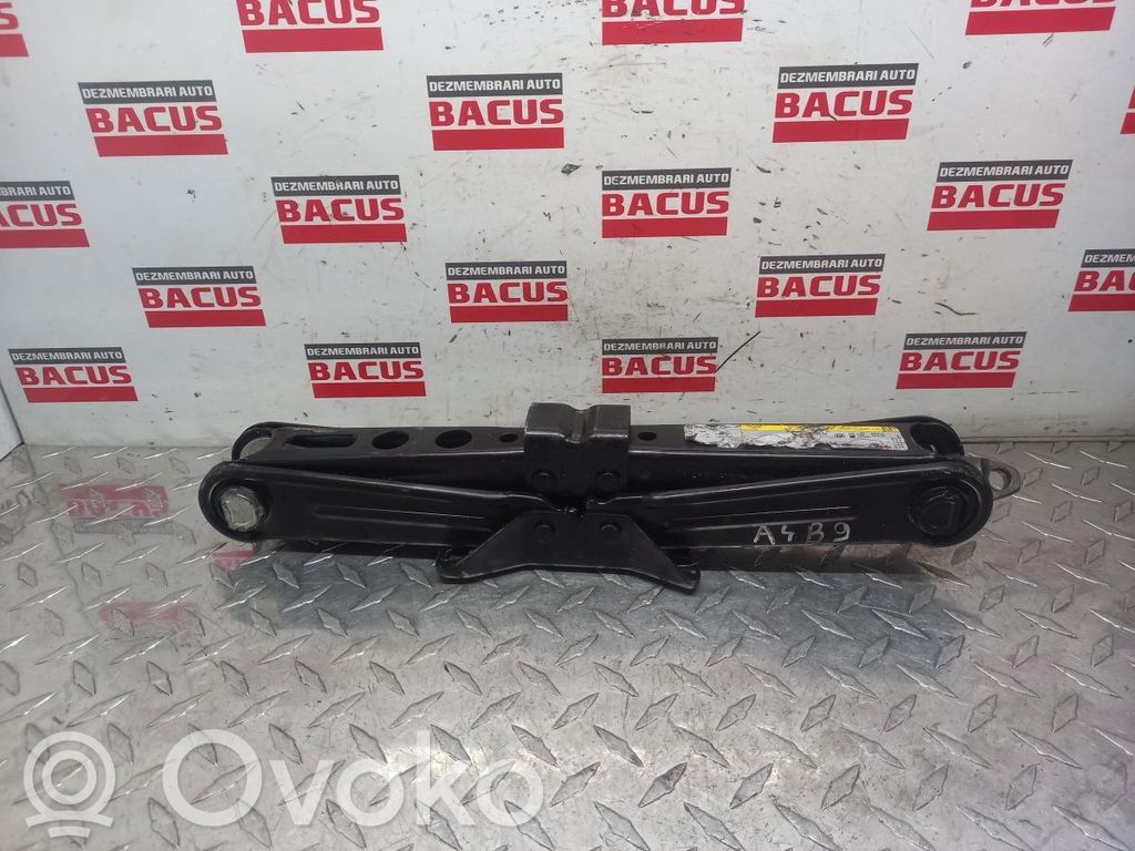 Audi A4 S4 B9 Lift Jack 
